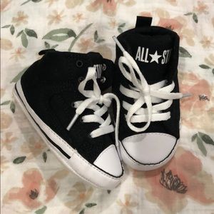 Baby converse first star size 4